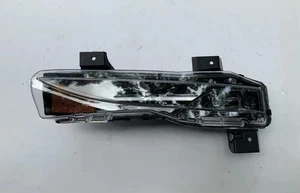 OEM Tesla Model S Feb 2021-2026 Front Right Fog Light Lamp Assembly 1563711-00-C - Foto 1 di 8