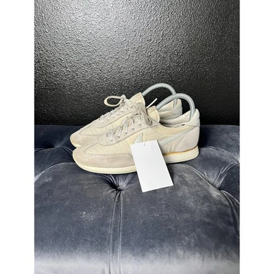 Vintage 1985 Nike Oceania Women’s Size 7 Low Top Sneaker - Image 1 of 4