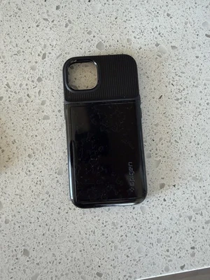 Funda de teléfono iPhone 13 con tarjeteros ¡Lo suficientemente grande para 3 tarjetas! Foto 1 de 4