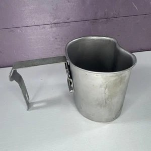 US Military Metal Canteen Cup With Foldable Handles W.C.W - Picture 1 of 11