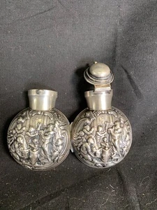 Repousse Sterling Silver perfume case Hallmark with glass perfume bottle inside - Picture 1 of 12