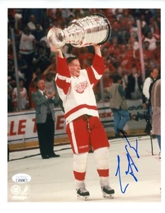 Larry Murphy Signed 8x10 Photo File JSA COA 1997 Stanley Cup Red Wings HOF 97 SC - Picture 1 of 2