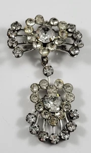 Vintage Brooch Pin 2 Parts Rhinestones Pronged Dangle Clear Round Silver Tone - Picture 1 of 7