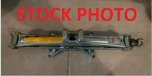 Jack Assembly TOYOTA ECHO 03 - Picture 1 of 1