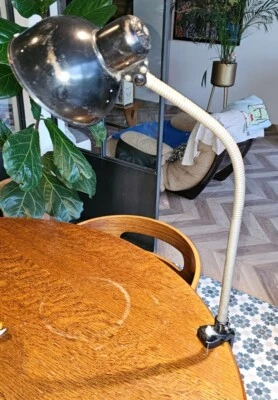 Joli Lampe Kaiser Idell Original Avec Etau Tres Bon Etat - Photo 1/4