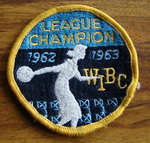 Parche campeón de la liga WIBC 1962-1963 para mujer bolos antiguo - Imagen 1 de 2
