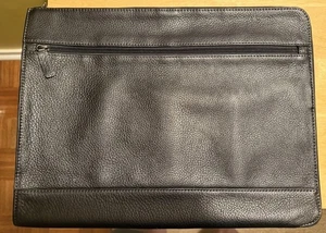 Levenger - Chaqueta Bomber de Cuero Negra Funda para Portátil Folio de Negocios. 16x12x3. - Imagen 1 de 15