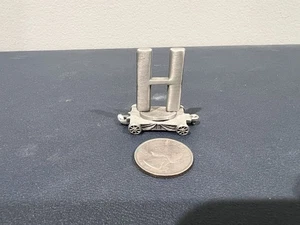 FORT PEWTER LASTING EXPRESSIONS PEWTER TRAIN CAR LETTER H - Picture 1 of 2