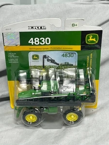 Pulverizador autopropulsado John Deere 4830 1:64 Ertl diecast nuevo en paquete raro - Imagen 1 de 9