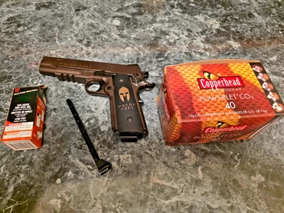 GENTLY USED SIG SAUER 1911 Spartan .177 Co2 Gas BLOWBACK BB Pistol - Image 1 of 4