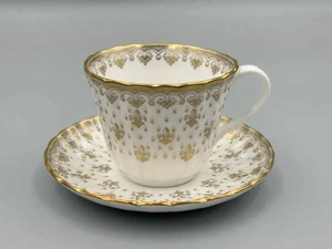 Spode Fleur De Lys Gold Y8063 - Tea Cup and Saucer. - Picture 1 of 1
