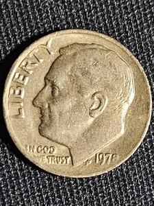 Errores de centavos 1978 sin marca de ceca, acuñados fuera del centro, letras en el borde - Imagen 1 de 11