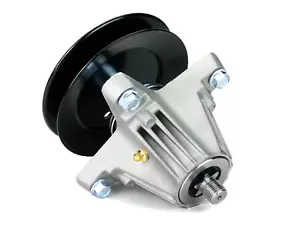 (1) Spindle Assembly Compatible With Cub Cadet 50" XT1-LT50 XT2-LX50 918-06981 - Picture 1 of 5