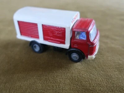 F.J.   ( France Jouets ),  Berliet , " Livraison VIANDES" ,  made in France. - Photo 1/4