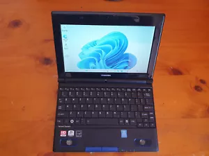 Toshiba NB550D 10.1-inch, 4Gb RAM, 240Gb SSD, Windows 10 Home & Libre Office - Picture 1 of 7