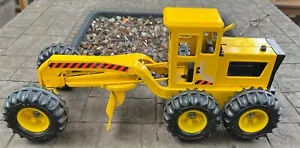 Vintage Tonka Trax Road Grader No. 16180 ~Height and Angle Adjustable Blade~ - Picture 1 of 10