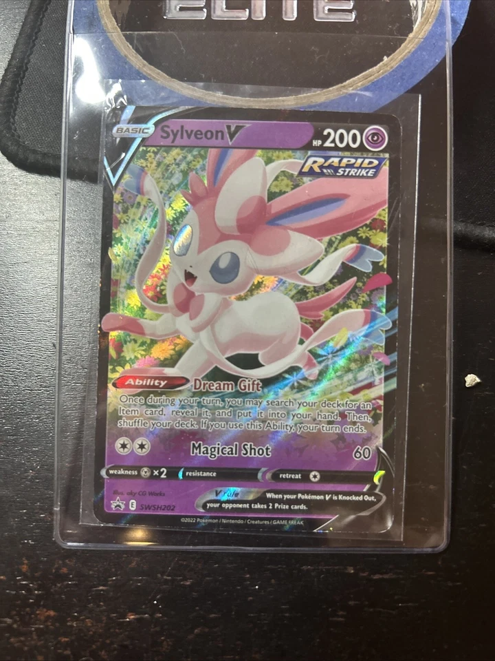 Sylveon V SWSH202 SWSH: Sword & Shield Promo Cards Holo I - Image 1 of 1