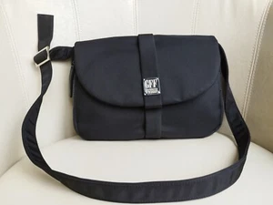 GIANFRANCO FERRE Italian designer black Nylon /leather women's shoulder Bag - Picture 1 of 12