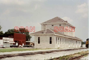 1AA252 RP 1990 COLUMBIA TN RAILROAD UNION STATION - Picture 1 of 1