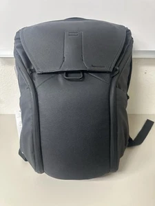 New Peak Design Everyday Backpack, Black 20L (still has tags, Never used) - Photo 1/6