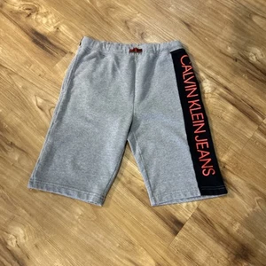 CALVIN KLEIN JEANS BOYS LOGO POCKET SHORTS (GRAY/BLACK RED) L 14/16 - Picture 1 of 6