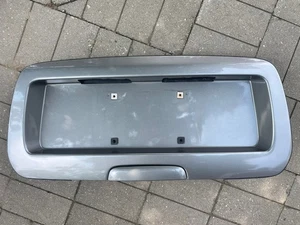 02-09 Chevy TrailBlazer GMC Envoy Rear Trunk LICENSE Plate Panel Graystone Met. - Bild 1 von 12