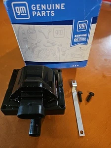 Ignition Coil For Chevy GMC K1500 Firebird Isuzu 4.3L 5.0L 5.7L DR49 GM 19418996 - Picture 1 of 4
