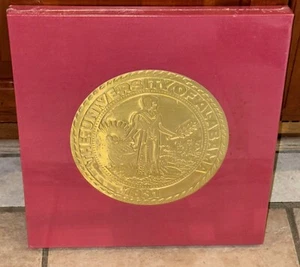 Crimson: The University Of Alabama NOS NIP 12.75” X 12.5” 978-0-9799011-3-3 - Picture 1 of 8