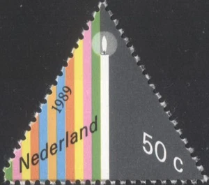 Netherlands 1989 Christmas/Greetings/Candle 1v triangular/triangle (n21310d) - Picture 1 of 1