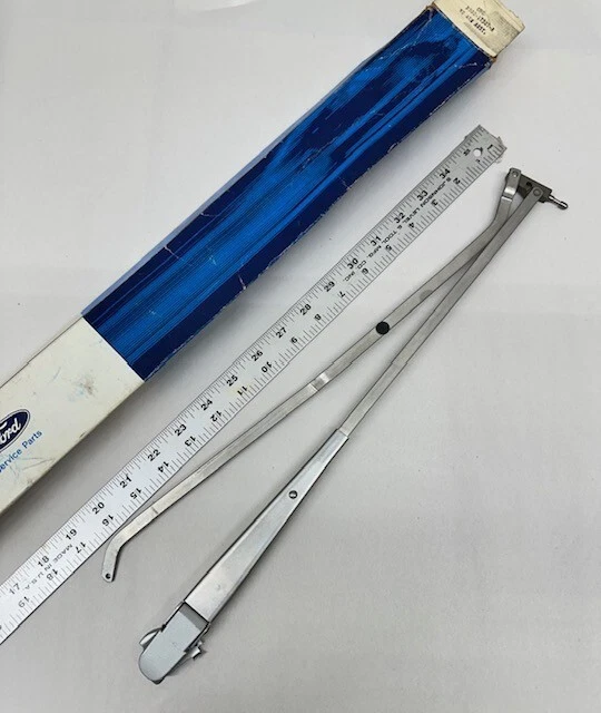 Brazo limpiaparabrisas Ford Granada 1975-1979 LH D5DZ-17527-A lado del conductor Foto 1 de 4