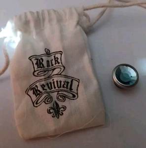 Rock Revival Replacement Button Blue Crystal and Silver Metal trim W/ Pouch NEW - Picture 1 of 3