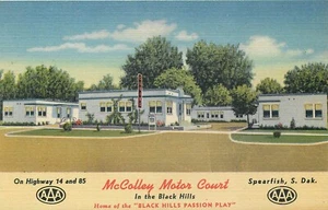 SPEARFISH SOUTH DAKOTA McCOLLEY MOTOR COURT MOTEL VINTAGE POSTCARD VIEW - Picture 1 of 2