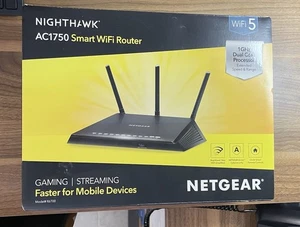 NETGEAR R7600 Nighthawk AC1750 Smart WiFi Router - R6700-100NAS - Picture 1 of 6