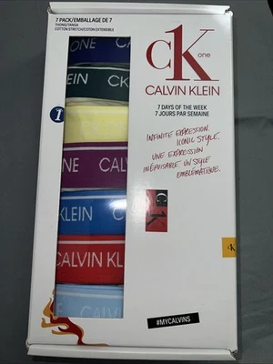 Ropa interior tanga para mujer Calvin Klein, talla pequeña, colores surtidos, paquete de 7 Foto 1 de 3