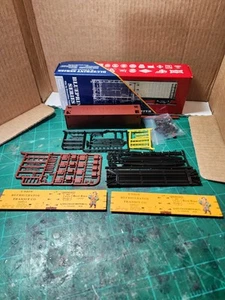 HO scale Branchline Trains 1335 Heileman’s Brewing 40’ URTX Reefer Kit #19511 - Bild 1 von 3