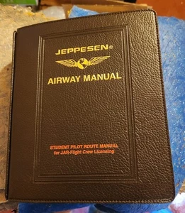 Jeppesen Airway Manual Student Pilot Route Manual (JAR-FCL) - 2002 Edition - Bild 1 von 8