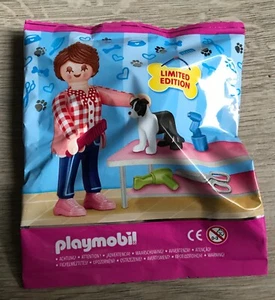 FIGURINE NEUF SOUS BLISTER PLAYMOBIL PINK ZOE LA TOILETEUSE DE CHIEN - Picture 1 of 1