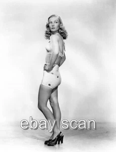 VERONICA LAKE LEGGY CHEESECAKE 8X10 PHOTO 80 - Picture 1 of 1