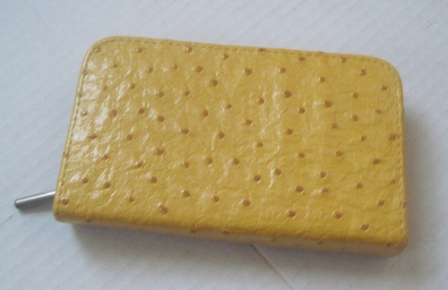 Foto 1 di 24