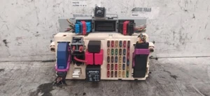 501208570100 fuse box for ALFA ROMEO 147 (190) 1.9 JTD DISTINCTIVE 2000 214081 - Picture 1 of 2