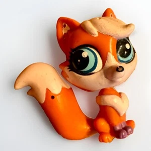~KORA SOLIS FOX ~ Littlest Pet Shop Toy Figure~ Hasbro LPS ~ Pre-Owned ~ - Picture 1 of 3