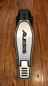 Alesis Nitro Pedal (1/8" Plug) NEW HiHat Control DMHat Open/Closed E-Drums - Picture 1 of 7