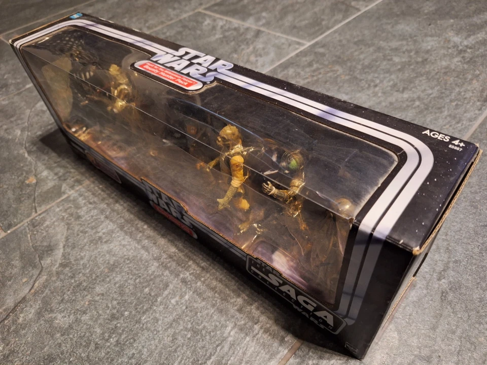 Star Wars Saga Collection Hunt For Millennium Falcon Bounty Hunter Pack PX Rare - Image 1 of 4