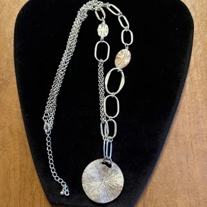 Long Silvertone Preowned Necklace 28” (Lot# 583) - Picture 1 of 11
