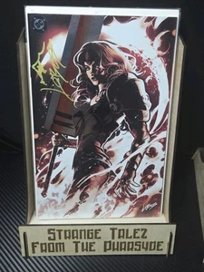 SIGNED WITH REMARK&COA Absolute Wonder Woman #4 FOIL Megacon Pablo Villalobos - Picture 1 of 2