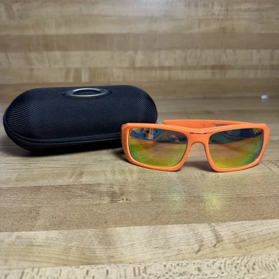 Gafas de sol polarizadas naranjas gruesas con estuche Y2K Oakley Fuel Cell CZ2221 Foto 1 de 4