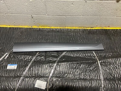 Audi Q5 2009-2012 puerta lateral izquierda hoja inferior moldura 8R0853959E OEM*nota Foto 1 de 4