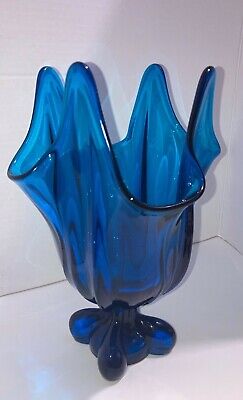 VTG MID-CENTURY VASE SWUNG GLASS Blue HANDKERCHIEF BOWL DECOR Wow! • 32.20$