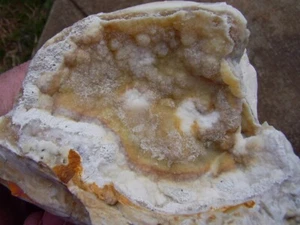 Sfere di corallo agatizzato e tasche di cristallo Savannah River SC Cab / quasi 2 libbre 4,30 once - Foto 1 di 7