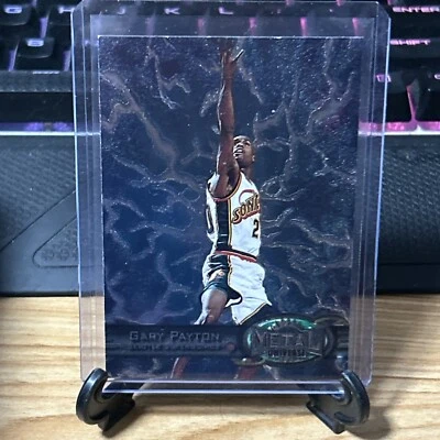 1997-98 Metal Universe - #63 Gary Payton - Image 1 of 2